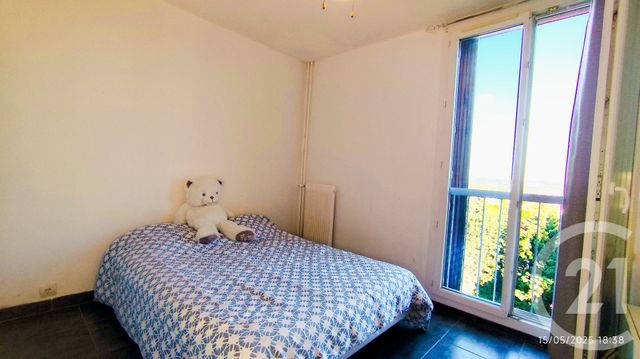 Appartement T3 à vendre - 3 pièces - 58.98 m2 - PORT DE BOUC - 13 - PROVENCE-ALPES-COTE-D-AZUR - Century 21 Icaza Immobilier