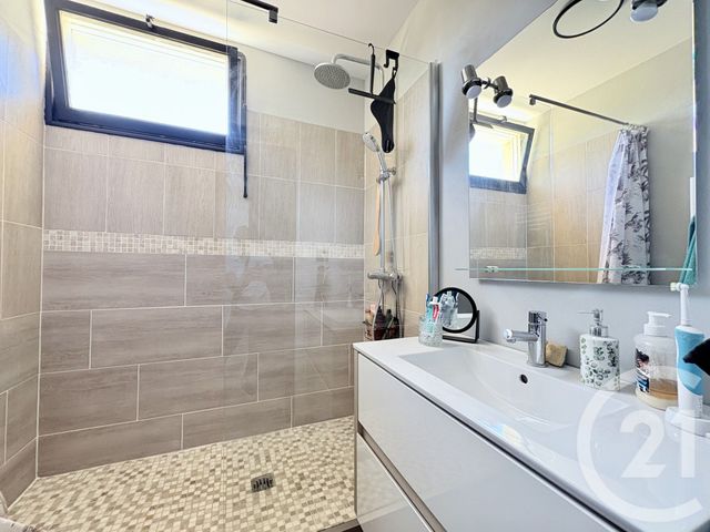 Appartement F3 à vendre - 3 pièces - 78.0 m2 - MARTIGUES - 13 - PROVENCE-ALPES-COTE-D-AZUR - Century 21 Icaza Immobilier