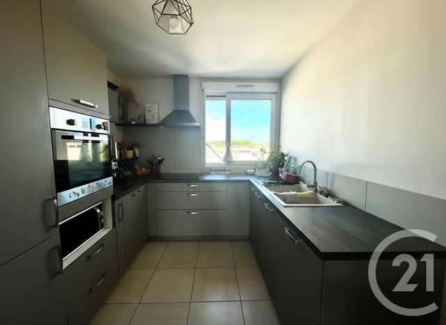 Appartement à vendre - 5 pièces - 101.26 m2 - MARTIGUES - 13 - PROVENCE-ALPES-COTE-D-AZUR - Century 21 Icaza Immobilier