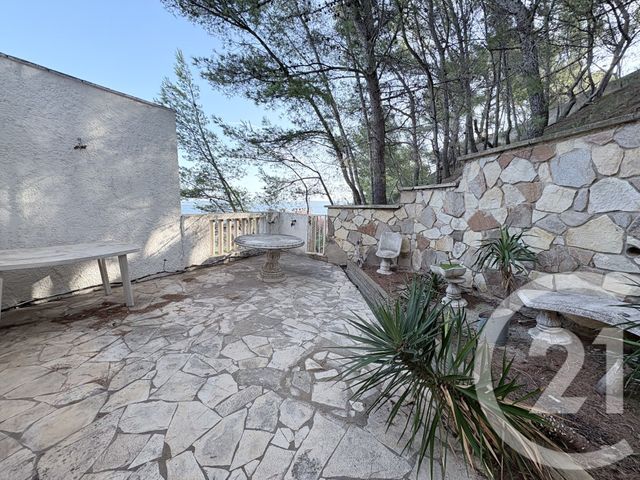 maison à vendre - 6 pièces - 193.4 m2 - ST MITRE LES REMPARTS - 13 - PROVENCE-ALPES-COTE-D-AZUR - Century 21 Icaza Immobilier