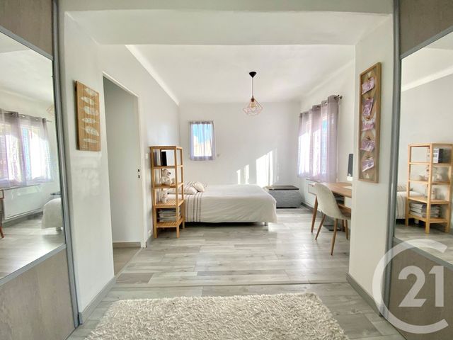 maison à vendre - 5 pièces - 128.0 m2 - ST MITRE LES REMPARTS - 13 - PROVENCE-ALPES-COTE-D-AZUR - Century 21 Icaza Immobilier