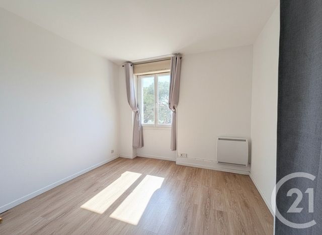 Appartement à vendre - 4 pièces - 70.0 m2 - MARTIGUES - 13 - PROVENCE-ALPES-COTE-D-AZUR - Century 21 Icaza Immobilier