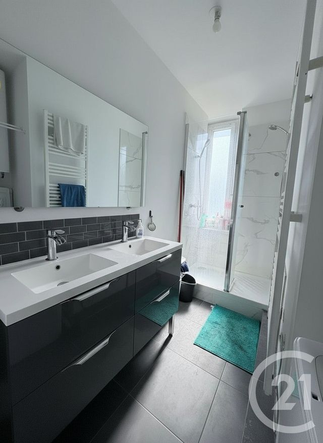 Appartement à vendre - 4 pièces - 70.0 m2 - MARTIGUES - 13 - PROVENCE-ALPES-COTE-D-AZUR - Century 21 Icaza Immobilier