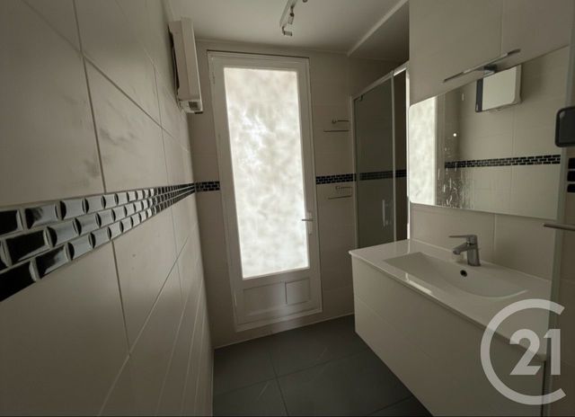 Appartement T4 à vendre - 4 pièces - 64.25 m2 - MARTIGUES - 13 - PROVENCE-ALPES-COTE-D-AZUR - Century 21 Icaza Immobilier