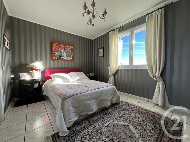 maison à vendre - 5 pièces - 156.0 m2 - ST MITRE LES REMPARTS - 13 - PROVENCE-ALPES-COTE-D-AZUR - Century 21 Icaza Immobilier