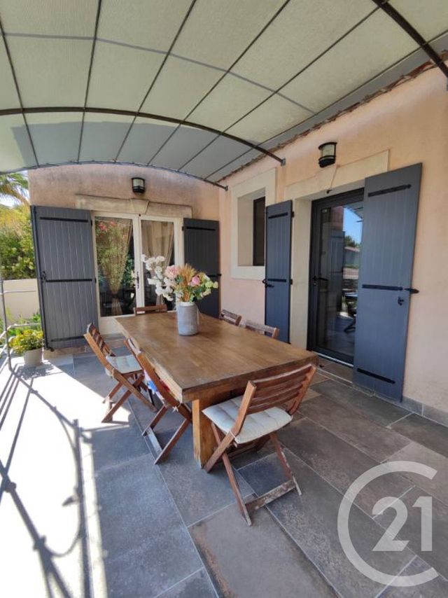 maison à vendre - 4 pièces - 116.89 m2 - ST MITRE LES REMPARTS - 13 - PROVENCE-ALPES-COTE-D-AZUR - Century 21 Icaza Immobilier
