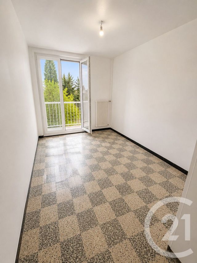 Appartement T3 à vendre - 3 pièces - 63.0 m2 - PORT DE BOUC - 13 - PROVENCE-ALPES-COTE-D-AZUR - Century 21 Icaza Immobilier