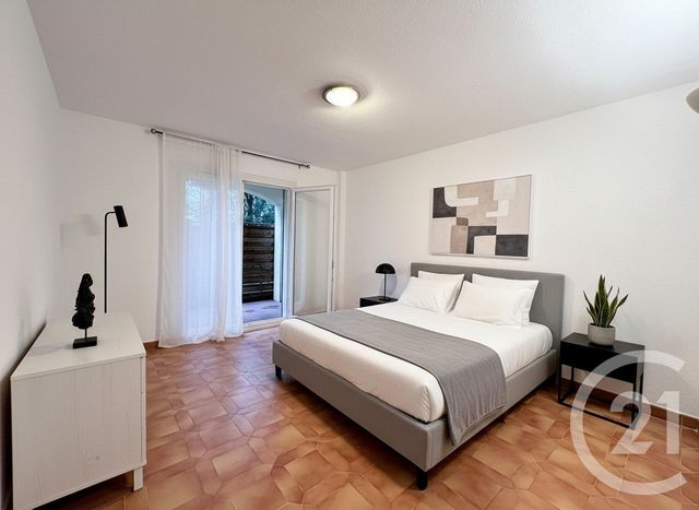 maison à vendre - 7 pièces - 193.0 m2 - ST MITRE LES REMPARTS - 13 - PROVENCE-ALPES-COTE-D-AZUR - Century 21 Icaza Immobilier