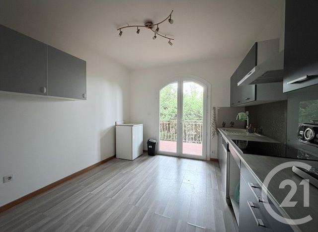 maison à vendre - 7 pièces - 193.0 m2 - ST MITRE LES REMPARTS - 13 - PROVENCE-ALPES-COTE-D-AZUR - Century 21 Icaza Immobilier