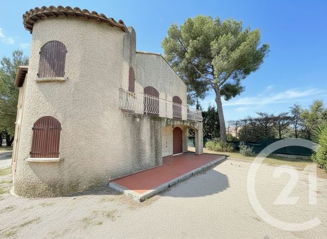 maison à vendre - 7 pièces - 193.0 m2 - ST MITRE LES REMPARTS - 13 - PROVENCE-ALPES-COTE-D-AZUR - Century 21 Icaza Immobilier