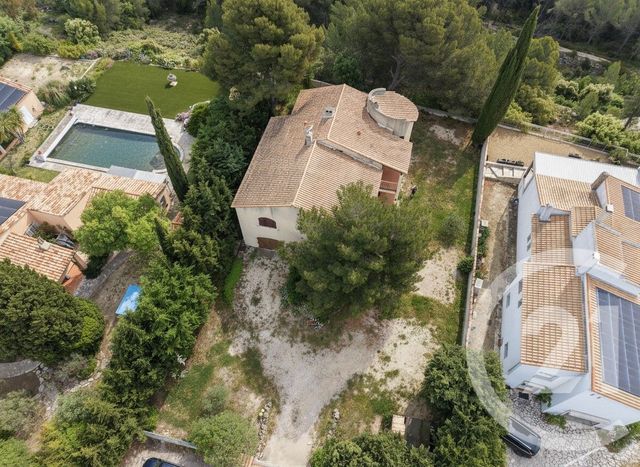 maison à vendre - 7 pièces - 193.0 m2 - ST MITRE LES REMPARTS - 13 - PROVENCE-ALPES-COTE-D-AZUR - Century 21 Icaza Immobilier