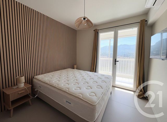 Appartement à vendre - 4 pièces - 67.2 m2 - CASSIS - 13 - PROVENCE-ALPES-COTE-D-AZUR - Century 21 Icaza Immobilier