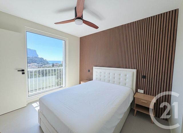 Appartement à vendre - 4 pièces - 67.2 m2 - CASSIS - 13 - PROVENCE-ALPES-COTE-D-AZUR - Century 21 Icaza Immobilier