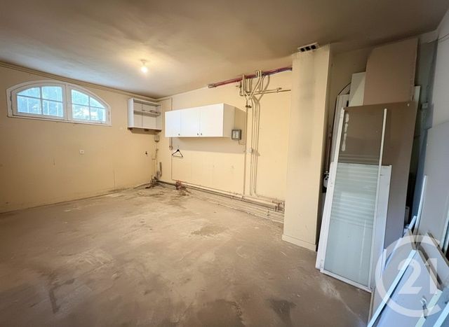 Appartement à vendre - 3 pièces - 80.0 m2 - ST MITRE LES REMPARTS - 13 - PROVENCE-ALPES-COTE-D-AZUR - Century 21 Icaza Immobilier