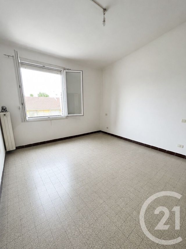 Appartement à vendre - 4 pièces - 85.81 m2 - MARIGNANE - 13 - PROVENCE-ALPES-COTE-D-AZUR - Century 21 Icaza Immobilier