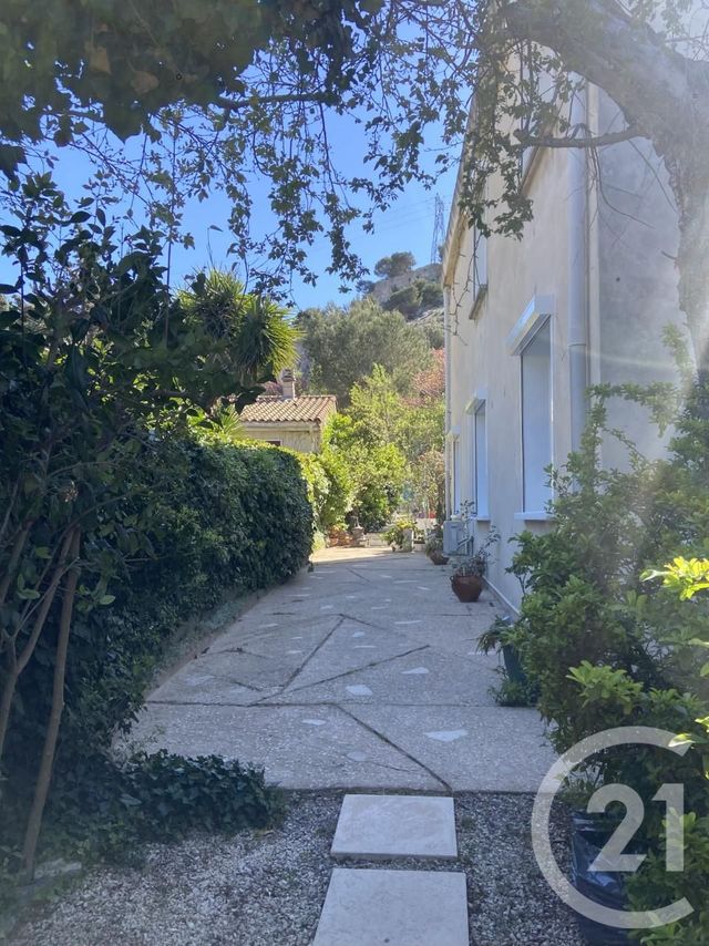 Appartement T2 à louer - 2 pièces - 48.2 m2 - CHATEAUNEUF LES MARTIGUES - 13 - PROVENCE-ALPES-COTE-D-AZUR - Century 21 Icaza Immobilier