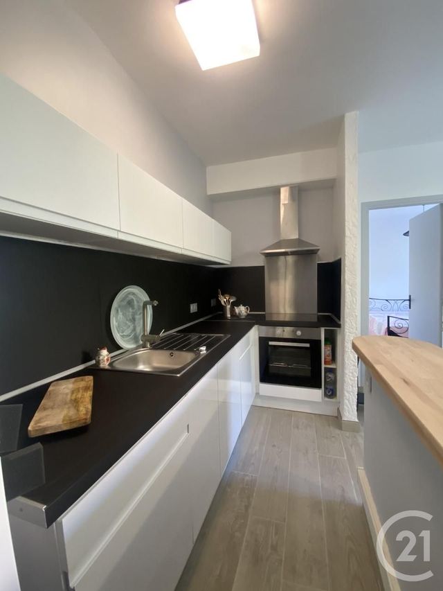 Appartement T2 à louer - 2 pièces - 48.2 m2 - CHATEAUNEUF LES MARTIGUES - 13 - PROVENCE-ALPES-COTE-D-AZUR - Century 21 Icaza Immobilier