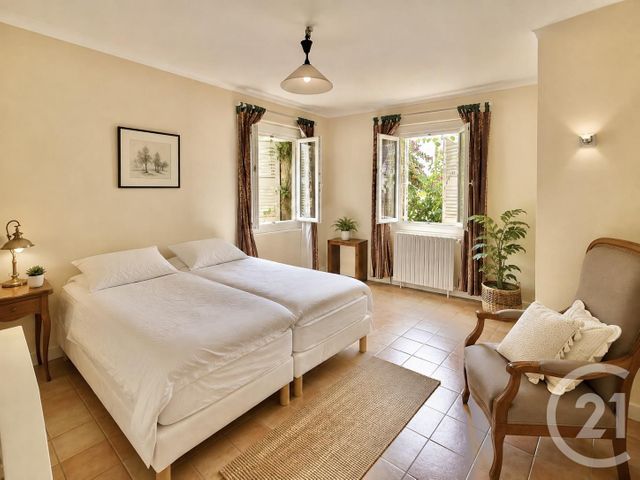maison à vendre - 9 pièces - 300.0 m2 - CALLIAN - 83 - PROVENCE-ALPES-COTE-D-AZUR - Century 21 Icaza Immobilier