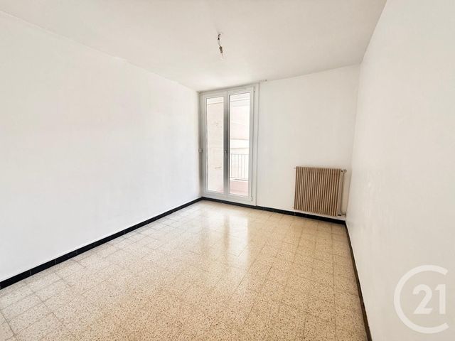 Appartement à louer - 3 pièces - 62.36 m2 - MARTIGUES - 13 - PROVENCE-ALPES-COTE-D-AZUR - Century 21 Icaza Immobilier