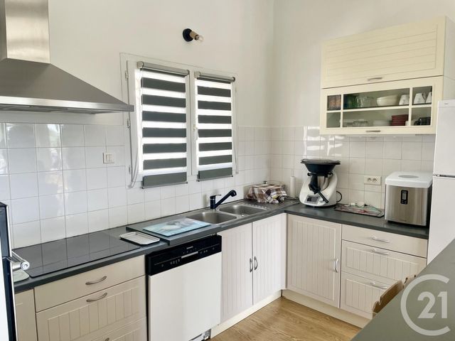 Appartement T4 à louer - 5 pièces - 97.13 m2 - MARTIGUES - 13 - PROVENCE-ALPES-COTE-D-AZUR - Century 21 Icaza Immobilier