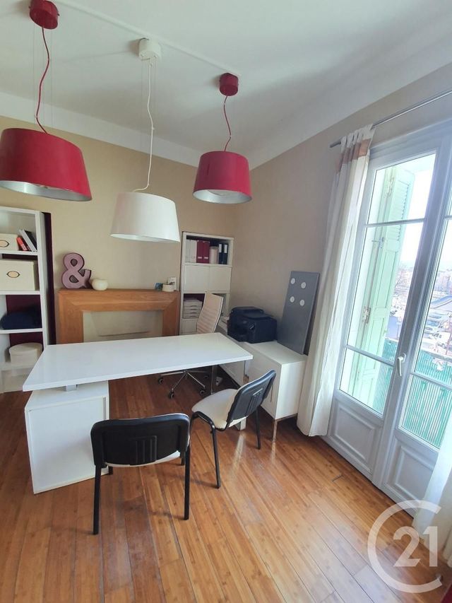 Afficher la photo en grand Appartement T3 à vendre - 3 pièces - 50.03 m2 - MARTIGUES - 13 - PROVENCE-ALPES-COTE-D-AZUR - Century 21 Icaza Immobilier