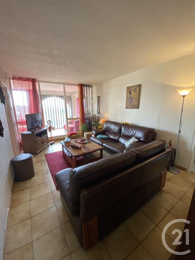 Appartement F2 à vendre - 2 pièces - 48.6 m2 - MARTIGUES - 13 - PROVENCE-ALPES-COTE-D-AZUR - Century 21 Icaza Immobilier Appartement F2 à vendre - 2 pièces - 48.6 m2 - MARTIGUES - 13 - PROVENCE-ALPES-COTE-D-AZUR - Century 21 Icaza Immobilier