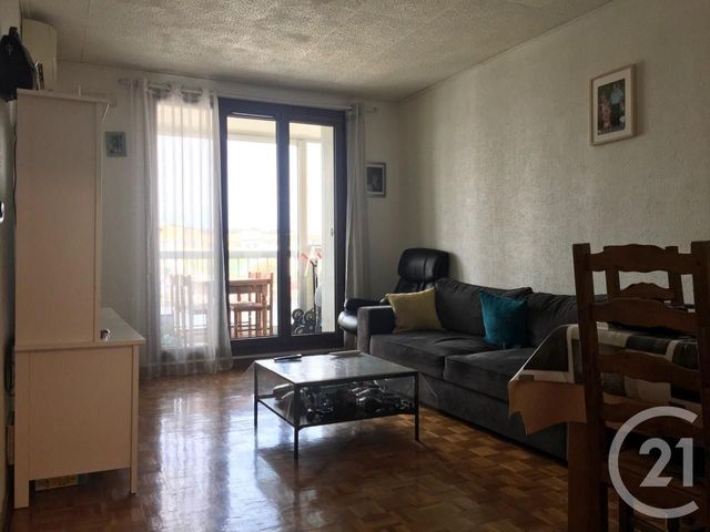 Appartement T3 à vendre - 3 pièces - 61.64 m2 - MARTIGUES - 13 - PROVENCE-ALPES-COTE-D-AZUR - Century 21 Icaza Immobilier Appartement T3 à vendre - 3 pièces - 61.64 m2 - MARTIGUES - 13 - PROVENCE-ALPES-COTE-D-AZUR - Century 21 Icaza Immobilier