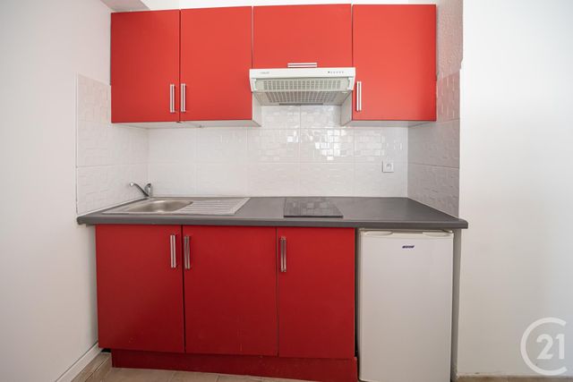 Studio à vendre - 1 pièce - 35.0 m2 - MARTIGUES - 13 - PROVENCE-ALPES-COTE-D-AZUR - Century 21 Icaza Immobilier Studio à vendre - 1 pièce - 35.0 m2 - MARTIGUES - 13 - PROVENCE-ALPES-COTE-D-AZUR - Century 21 Icaza Immobilier