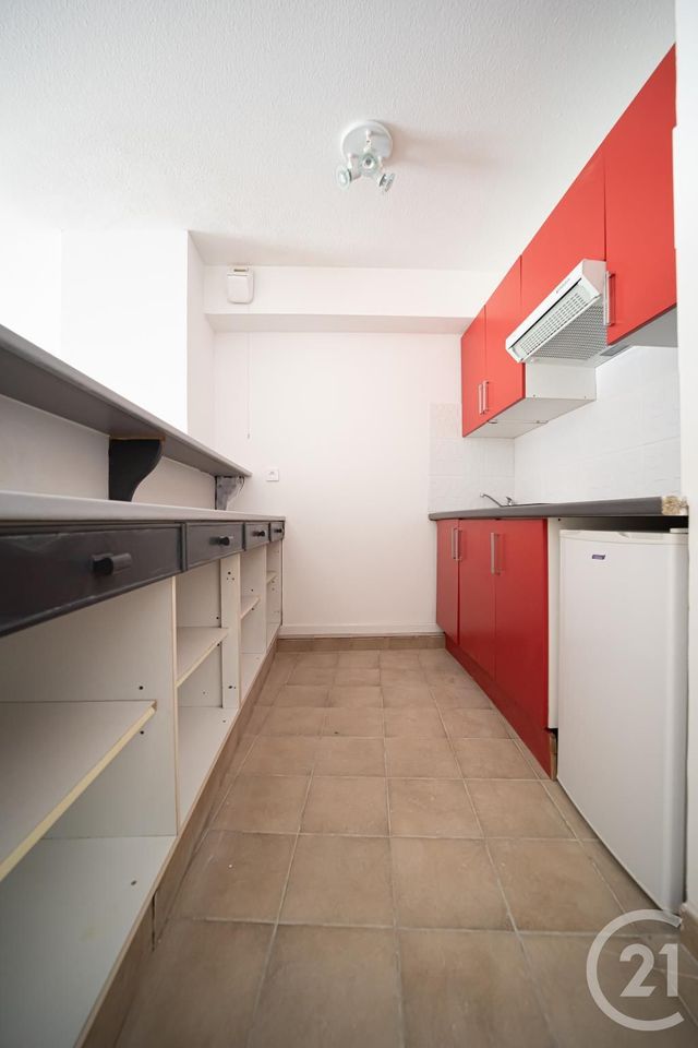 Studio à vendre - 1 pièce - 35.0 m2 - MARTIGUES - 13 - PROVENCE-ALPES-COTE-D-AZUR - Century 21 Icaza Immobilier Studio à vendre - 1 pièce - 35.0 m2 - MARTIGUES - 13 - PROVENCE-ALPES-COTE-D-AZUR - Century 21 Icaza Immobilier