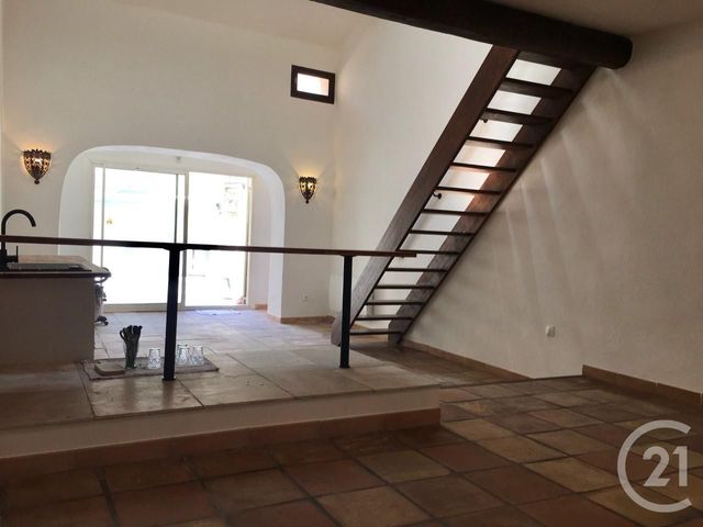 maison à vendre - 3 pièces - 74.32 m2 - ST MITRE LES REMPARTS - 13 - PROVENCE-ALPES-COTE-D-AZUR - Century 21 Icaza Immobilier maison à vendre - 3 pièces - 74.32 m2 - ST MITRE LES REMPARTS - 13 - PROVENCE-ALPES-COTE-D-AZUR - Century 21 Icaza Immobilier