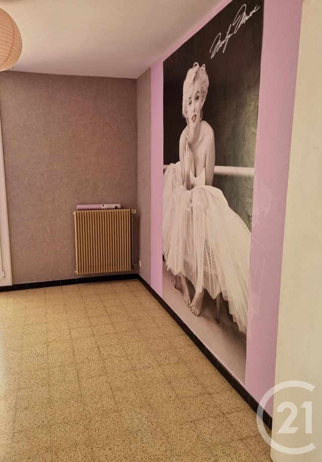 appartement à louer - 3 pièces - 62.0 m2 - MARTIGUES - 13 - PROVENCE-ALPES-COTE-D-AZUR - Century 21 Icaza Immobilier appartement à louer - 3 pièces - 62.0 m2 - MARTIGUES - 13 - PROVENCE-ALPES-COTE-D-AZUR - Century 21 Icaza Immobilier