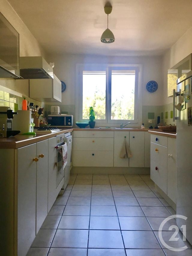 Afficher la photo en grand Appartement T5 à vendre - 5 pièces - 117.62 m2 - MARTIGUES - 13 - PROVENCE-ALPES-COTE-D-AZUR - Century 21 Icaza Immobilier