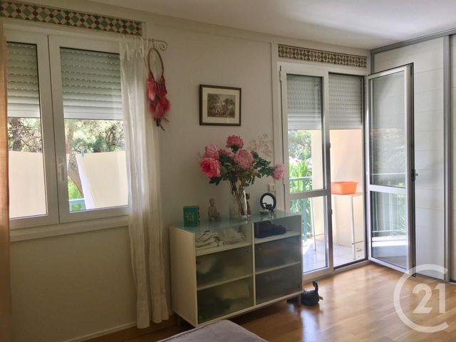 Afficher la photo en grand Appartement T5 à vendre - 5 pièces - 117.62 m2 - MARTIGUES - 13 - PROVENCE-ALPES-COTE-D-AZUR - Century 21 Icaza Immobilier