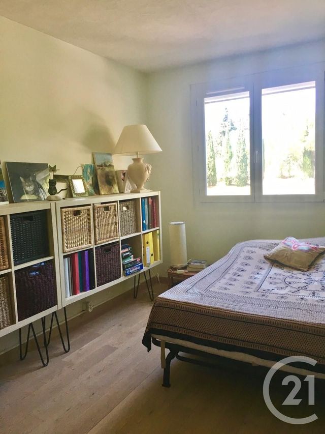 Afficher la photo en grand Appartement T5 à vendre - 5 pièces - 117.62 m2 - MARTIGUES - 13 - PROVENCE-ALPES-COTE-D-AZUR - Century 21 Icaza Immobilier