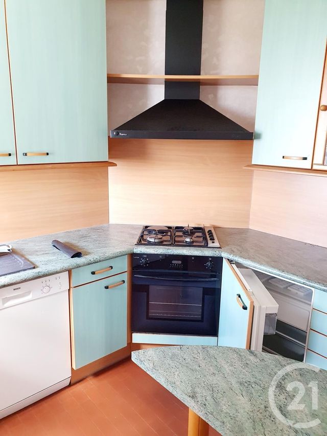 Appartement F5 à vendre - 5 pièces - 114.42 m2 - MARTIGUES - 13 - PROVENCE-ALPES-COTE-D-AZUR - Century 21 Icaza Immobilier Appartement F5 à vendre - 5 pièces - 114.42 m2 - MARTIGUES - 13 - PROVENCE-ALPES-COTE-D-AZUR - Century 21 Icaza Immobilier