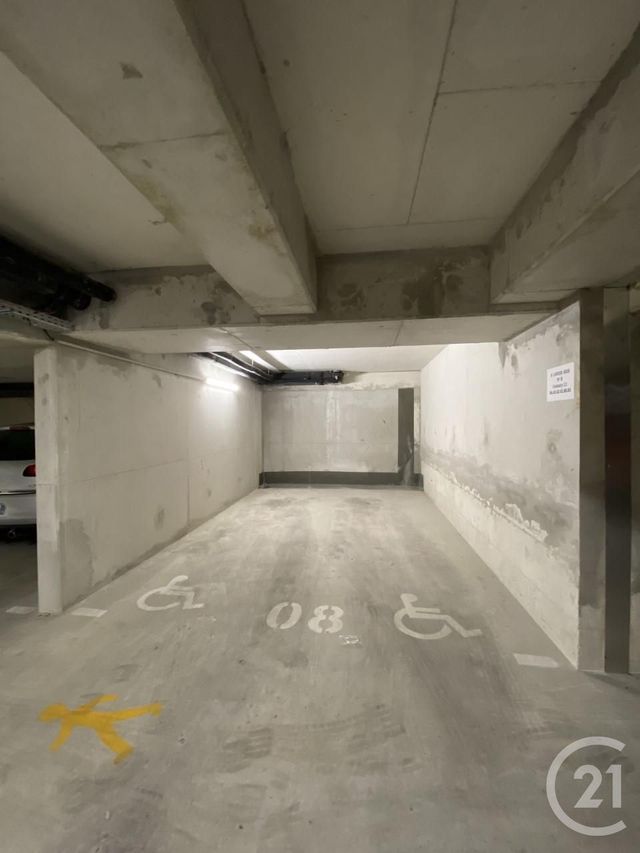 parking à louer - 18.0 m2 - MARTIGUES - 13 - PROVENCE-ALPES-COTE-D-AZUR - Century 21 Icaza Immobilier